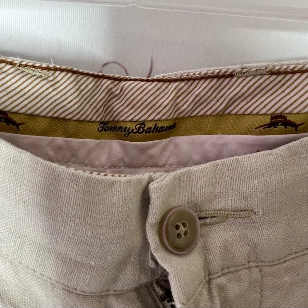 Tommy Bahama pants linen & silk flowy beach style Tan Chinos Relaxed Fit comfy